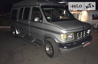 Минивэн Ford Econoline 1992 в 