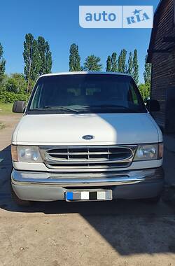 Минивэн Ford Econoline 2000 в 