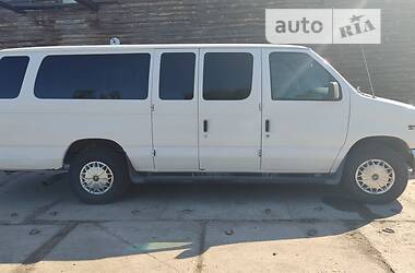 Минивэн Ford Econoline 2000 в 
