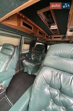 Мінівен Ford Econoline 1992 в 