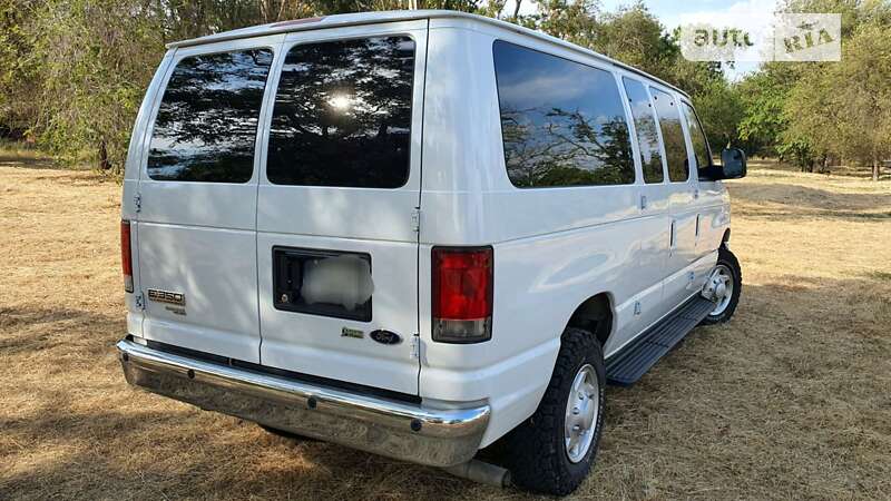 Минивэн Ford Econoline 2013 в Львове