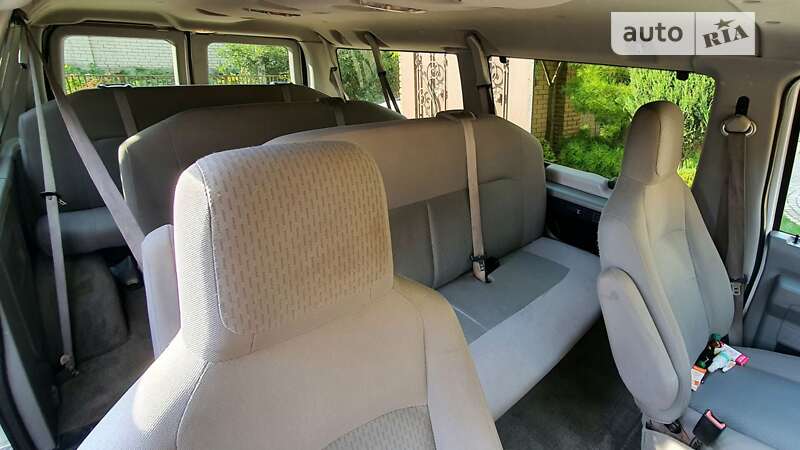Минивэн Ford Econoline 2013 в Львове