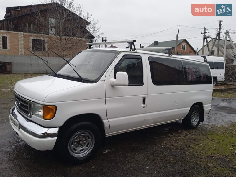 Минивэн Ford Econoline 2006 в Луцке