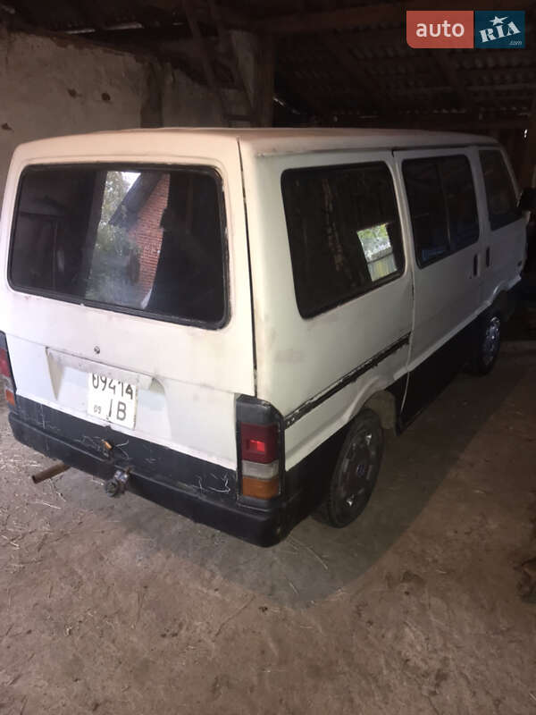 Минивэн Ford Econovan 1988 в Ивано-Франковске