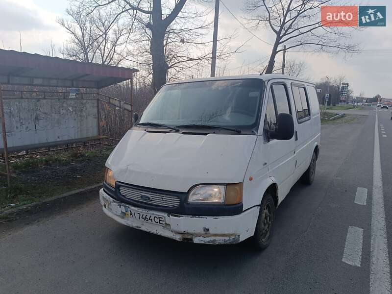 Мінівен Ford Econovan 1996 в Чернівцях