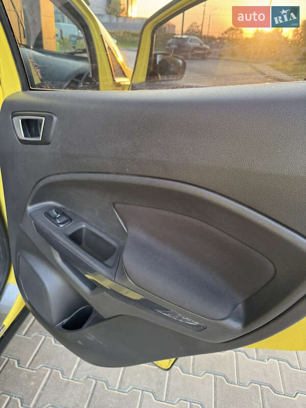 Внедорожник / Кроссовер Ford EcoSport 2015 в Днепре