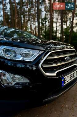 Позашляховик / Кросовер Ford EcoSport 2018 в 