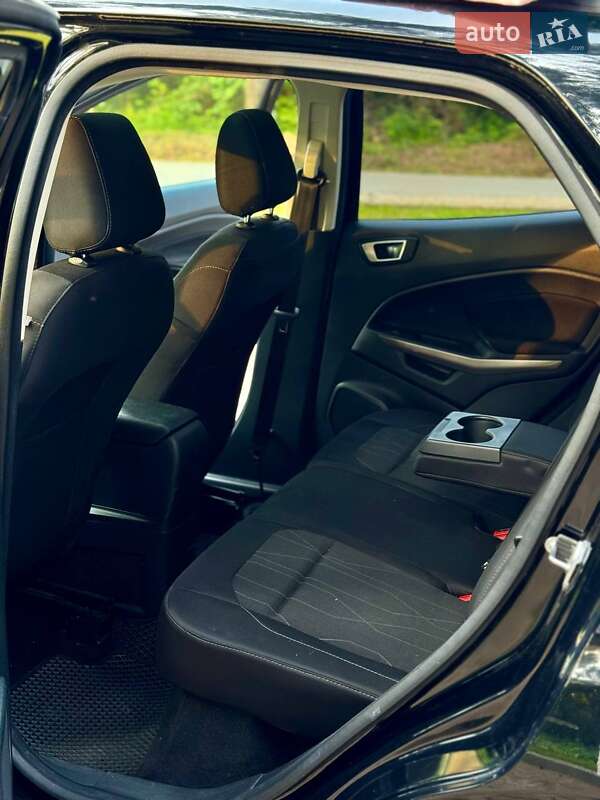 Внедорожник / Кроссовер Ford EcoSport 2018 в Новояворовске