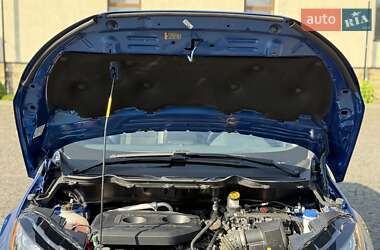 Позашляховик / Кросовер Ford EcoSport 2021 в 