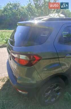 Внедорожник / Кроссовер Ford EcoSport 2017 в 