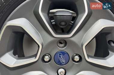 Внедорожник / Кроссовер Ford EcoSport 2018 в 