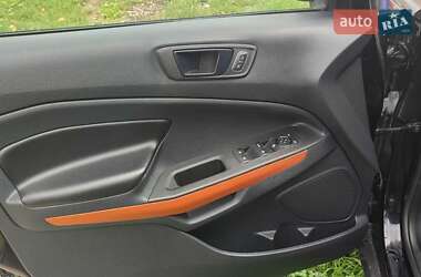 Внедорожник / Кроссовер Ford EcoSport 2018 в 