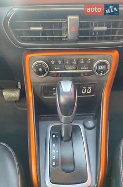 Внедорожник / Кроссовер Ford EcoSport 2017 в 