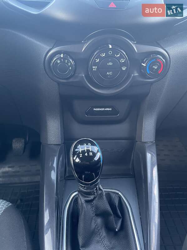 Внедорожник / Кроссовер Ford EcoSport 2015 в Львове
