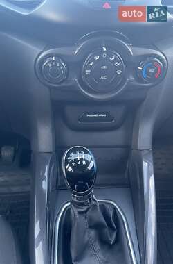 Внедорожник / Кроссовер Ford EcoSport 2015 в 