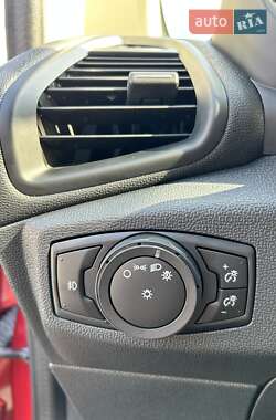 Внедорожник / Кроссовер Ford EcoSport 2018 в 