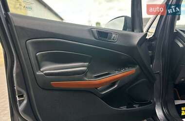 Внедорожник / Кроссовер Ford EcoSport 2017 в 