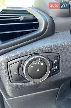 Позашляховик / Кросовер Ford EcoSport 2018 в 