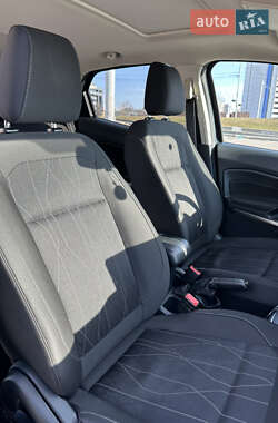 Позашляховик / Кросовер Ford EcoSport 2018 в 