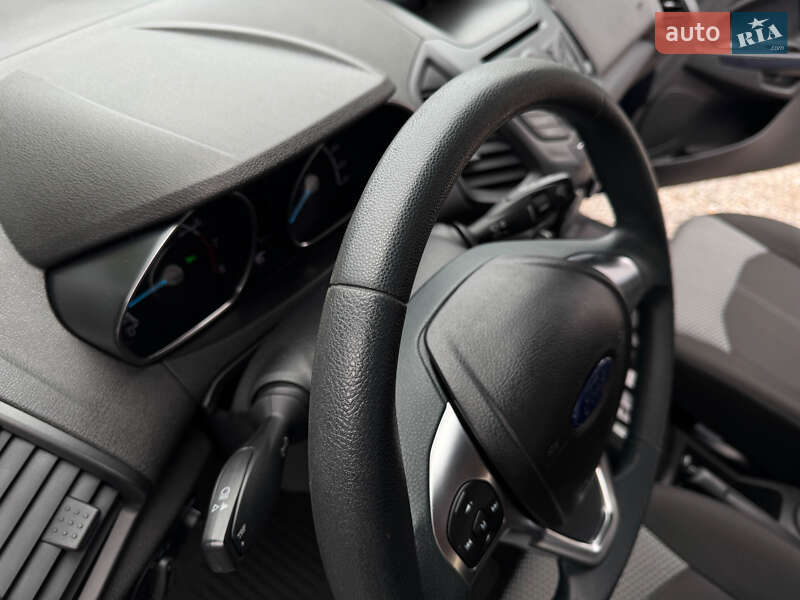 Позашляховик / Кросовер Ford EcoSport 2015 в Одесі фото 38 Позашляховик / Кросовер Ford EcoSport 2015 в Одесі