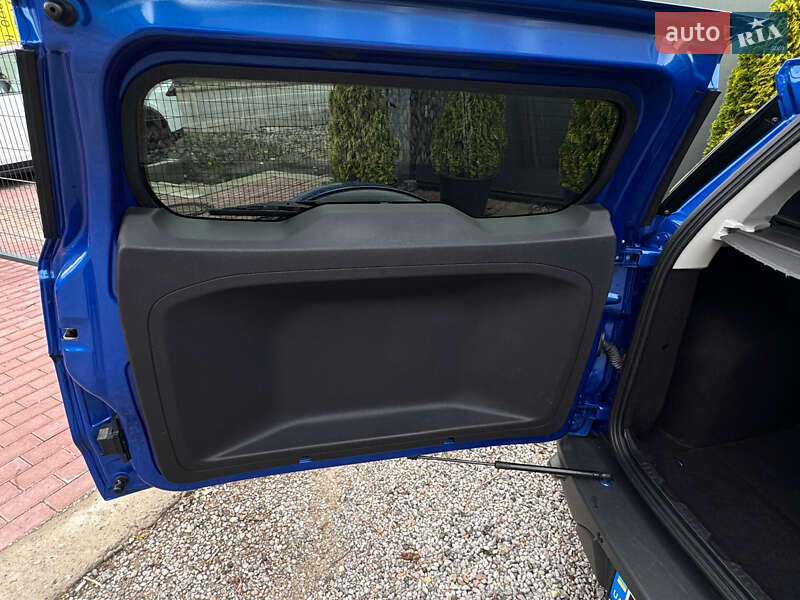 Позашляховик / Кросовер Ford EcoSport 2015 в Одесі фото 44 Позашляховик / Кросовер Ford EcoSport 2015 в Одесі