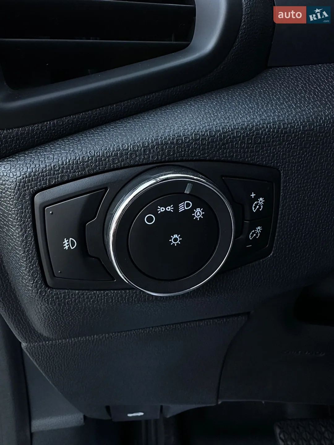 2019 Ford EcoSport - мініатюра 28