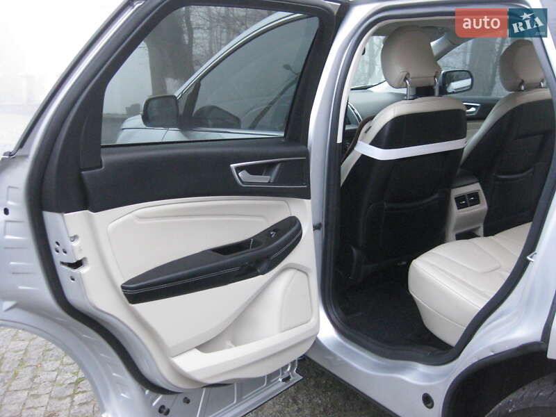 Внедорожник / Кроссовер Ford Edge 2016 в Черновцах