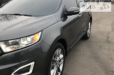 Внедорожник / Кроссовер Ford Edge 2018 в 