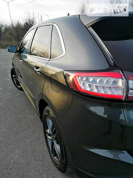 Позашляховик / Кросовер Ford Edge 2015 в Львові