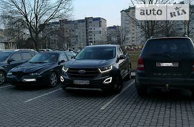 Позашляховик / Кросовер Ford Edge 2015 в 