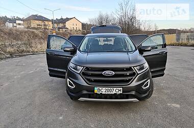 Позашляховик / Кросовер Ford Edge 2015 в 