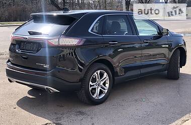 Позашляховик / Кросовер Ford Edge 2016 в 