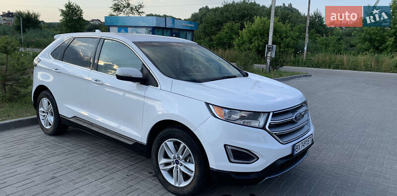 Ford Edge 2015