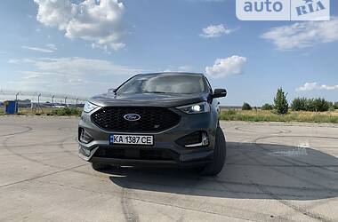Внедорожник / Кроссовер Ford Edge 2019 в 