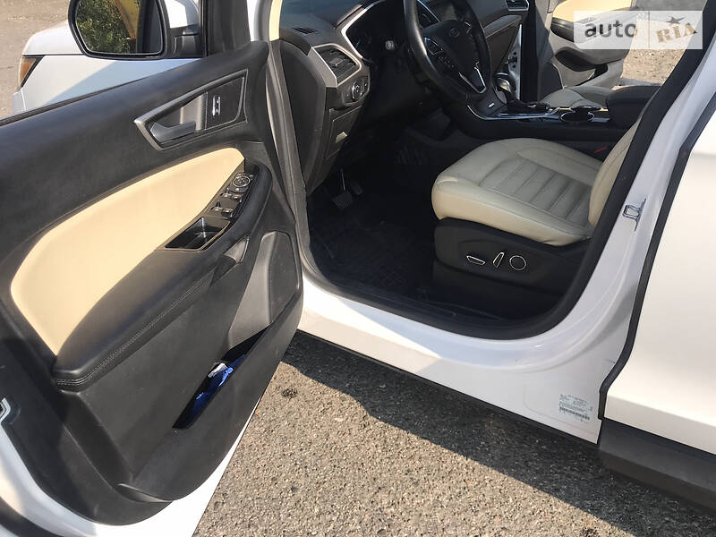 Внедорожник / Кроссовер Ford Edge 2016 в Николаеве