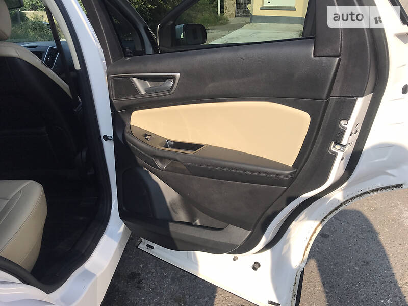 Внедорожник / Кроссовер Ford Edge 2016 в Николаеве
