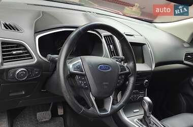 Внедорожник / Кроссовер Ford Edge 2015 в 