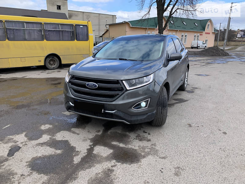 Ford Edge Titanium