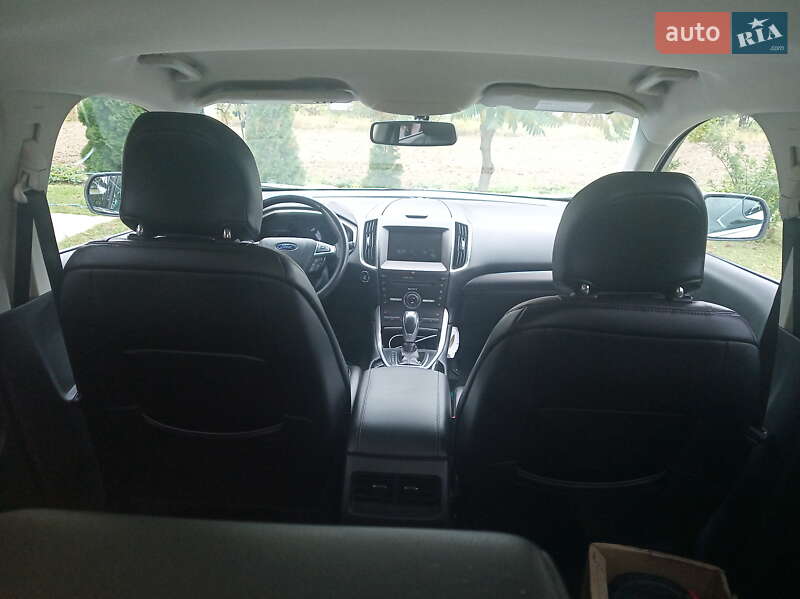 Позашляховик / Кросовер Ford Edge 2015 в Старому Самборі