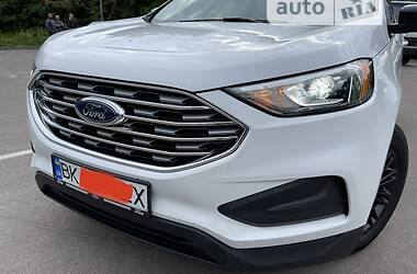 Внедорожник / Кроссовер Ford Edge 2018 в 
