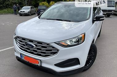 Внедорожник / Кроссовер Ford Edge 2018 в 