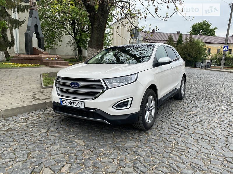 Позашляховик / Кросовер Ford Edge 2015 в Луцьку