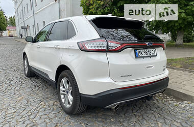 Позашляховик / Кросовер Ford Edge 2015 в Луцьку