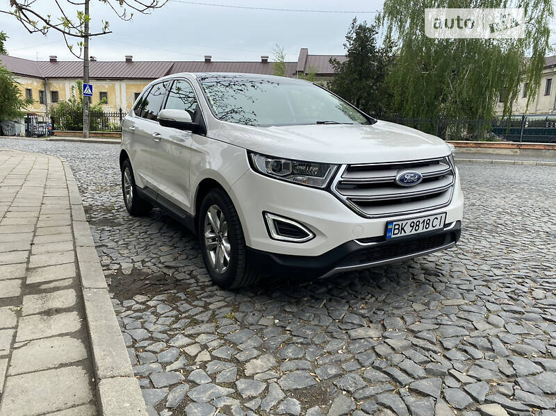 Позашляховик / Кросовер Ford Edge 2015 в Луцьку