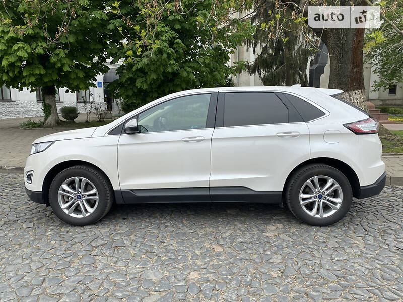 Позашляховик / Кросовер Ford Edge 2015 в Луцьку