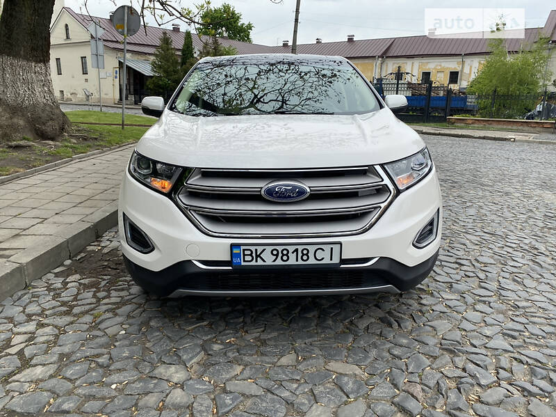 Позашляховик / Кросовер Ford Edge 2015 в Луцьку