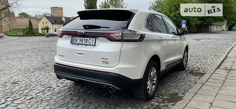 Позашляховик / Кросовер Ford Edge 2015 в Луцьку