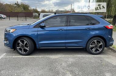 Внедорожник / Кроссовер Ford Edge 2019 в 