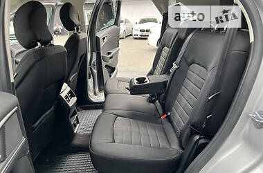 Позашляховик / Кросовер Ford Edge 2017 в 