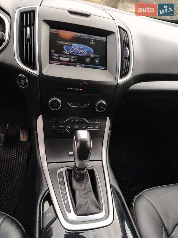 Внедорожник / Кроссовер Ford Edge 2015 в Ивано-Франковске